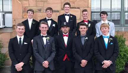 Jacket Baseball Suits Up for District Tournament