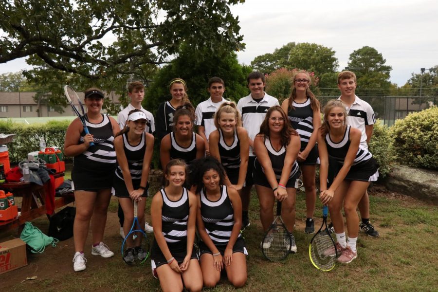 Clinton Tennis Excels at District Tournament