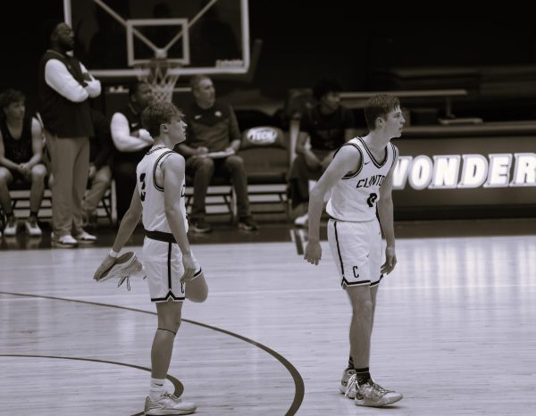 Sr High Boys Basketball vs. England